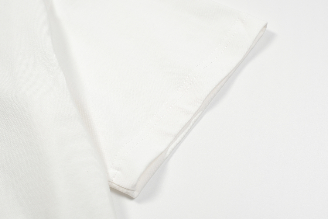 On Running 128 MM Print Short Sleeve T White 46 48 50 52 8303# - Image 7