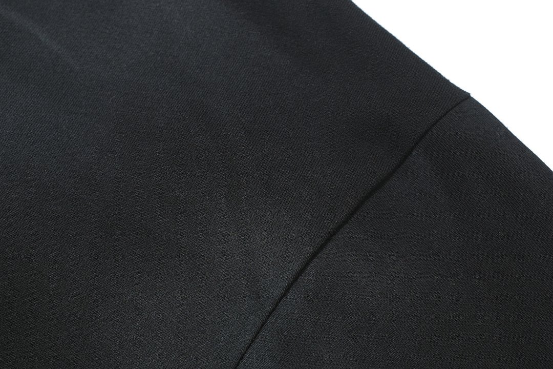 On Running 128 NONNOD Short Sleeve T Black 1 2 3 8049# - Image 5