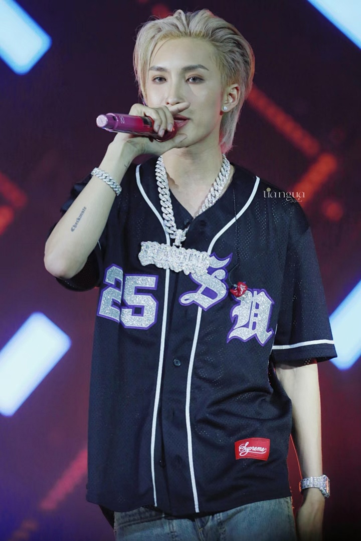 Supreme 298 25SS OLD ENGLISH BASEBALL JERSEY T (Black) - Image 10