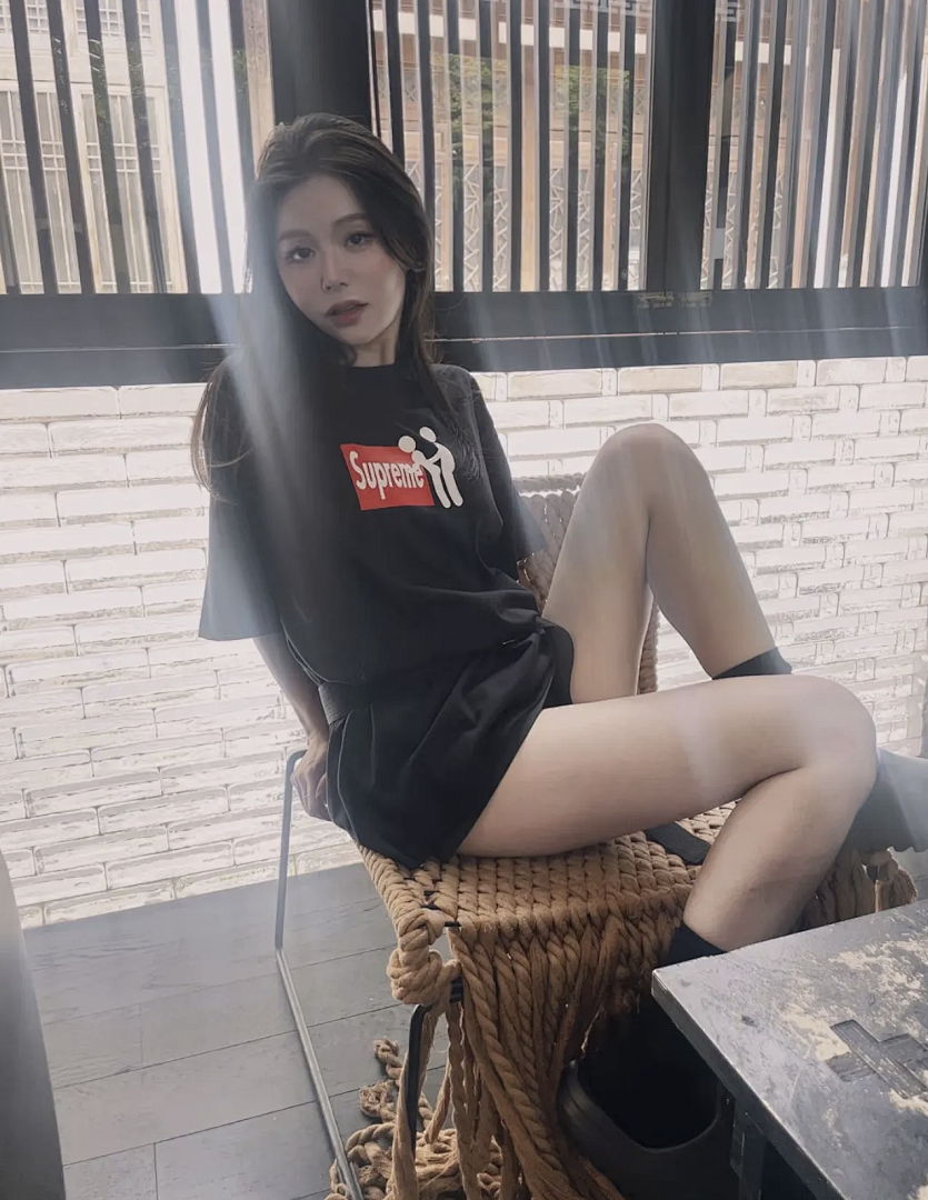 Supreme 128 FW25 STICK TEE Wind T Black White S-XL - Image 11
