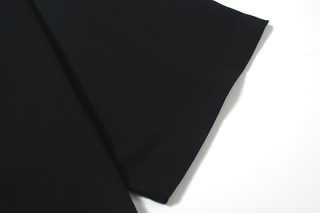 On Running 128 NONNOD Print Short Sleeve T Black 1 2 3 8051# - Image 12