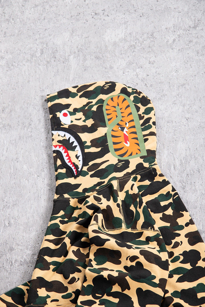 Bape 438 : Green Camo Red Yellow Purple Pink Blue Grey White Black S-XL - Image 30