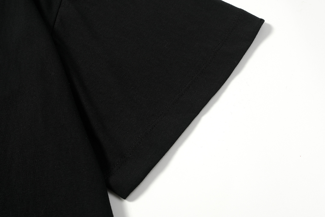 On Running 118 MM Embroidered Print Short Sleeve T Black White 46 48 50 52 8309# - Image 9