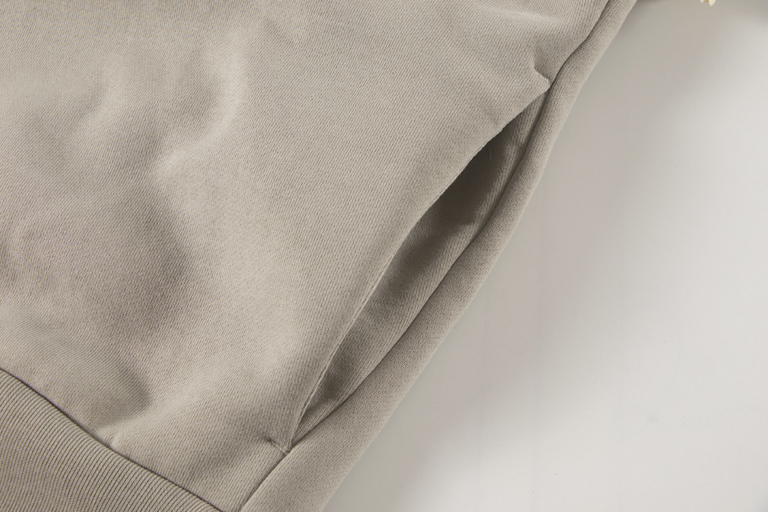 Essentials 228 FW26 Holiday 2026 CLASSIC HOODIE : Black Smoke Mist Grey :XS-XL - Image 17