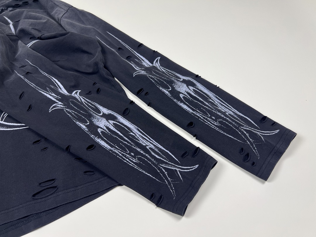Chanel 168 CHEW FOREVER｜ Long Sleeve : Water Black S M L - Image 12