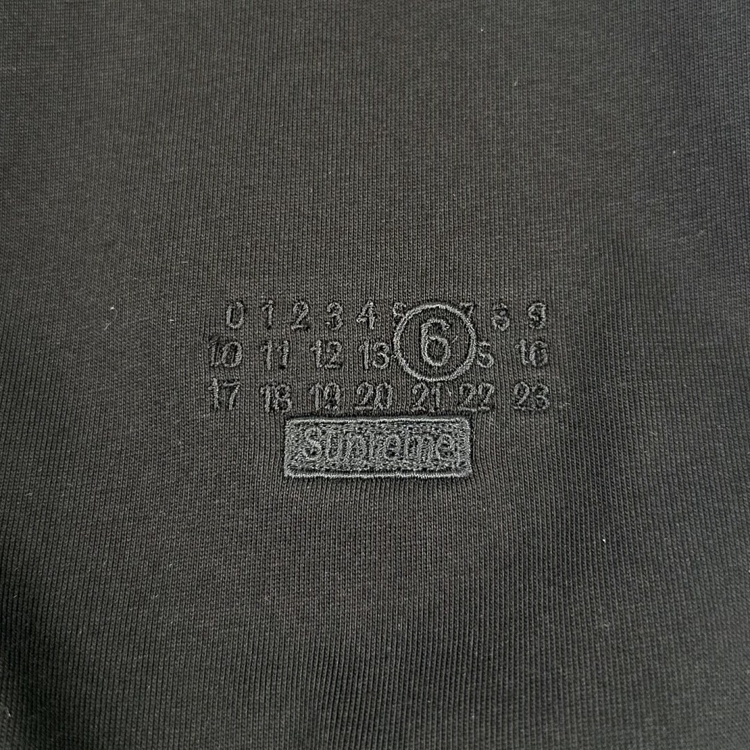 Supreme 258 X MM6 SPLIT GRAPHIC TOP Classic T - Image 11