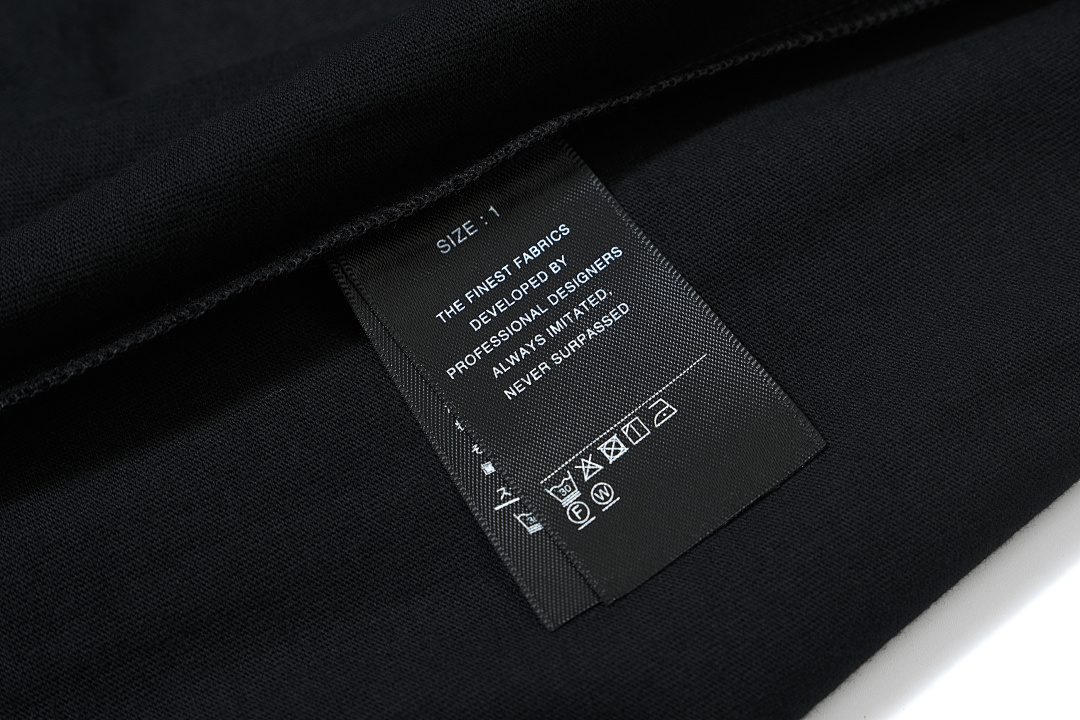 On Running 108 CIVISION By CSC Print LOGO Short Sleeve T Black 1 2 3 8033# - Image 15