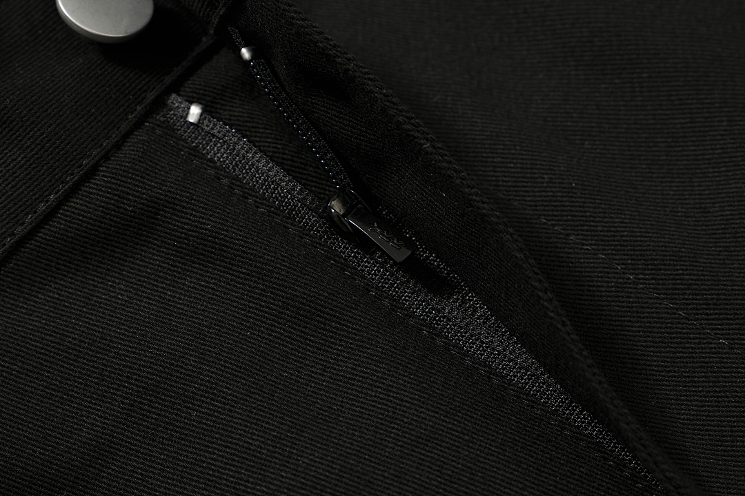 On Running 218 NONNOD Alpine Carpenter Shorts Short Khaki Black S-XL 7262# - Image 9