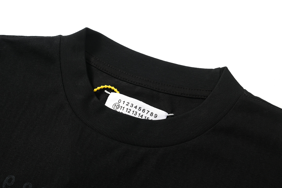 On Running 118 MM Embroidered Print Short Sleeve T Black White 46 48 50 52 8309# - Image 5