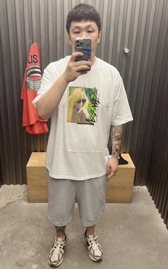 Stussy 138 STU SS25 Gold Womens T LAURA TEE Print Short Sleeve Black White S - Image 31