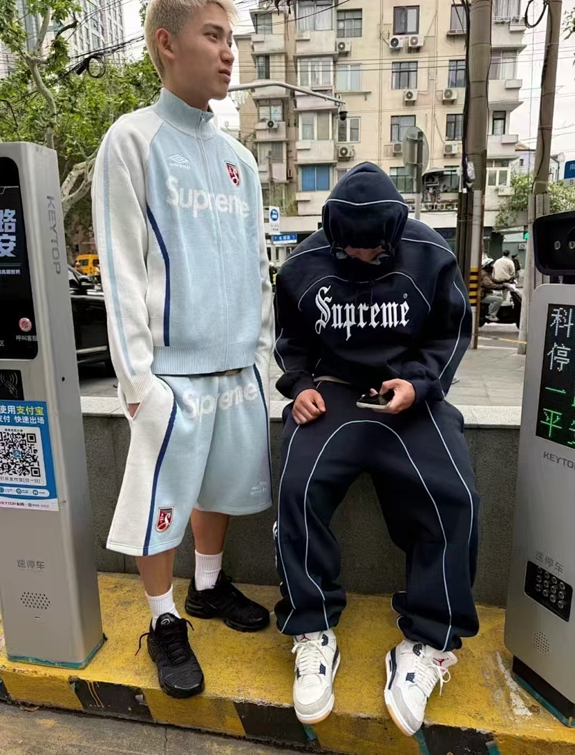 Supreme 398 SS25 Collab Fleece Black Red Purple Light Blue S - Image 72