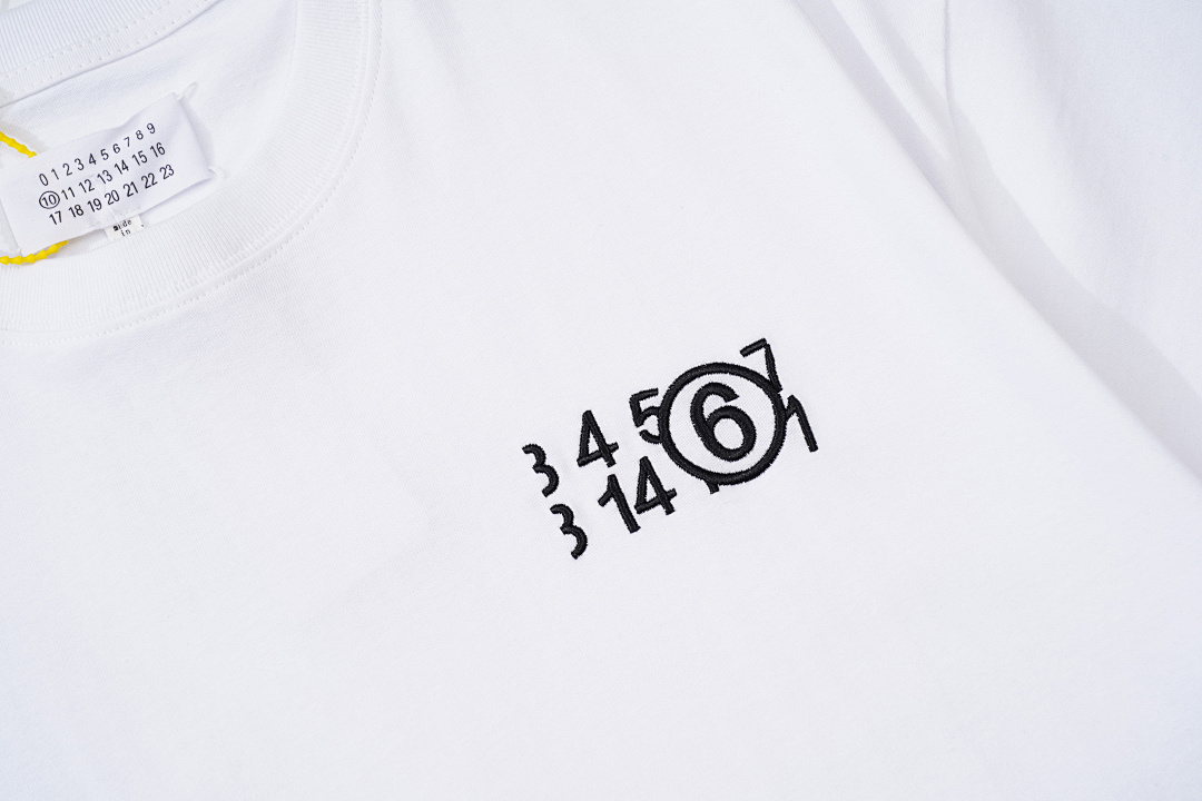 On Running 118 MM6 Maison Margiela Embroidered LOGO Label Short Sleeve T Black White 46 48 50 52 3950# - Image 29