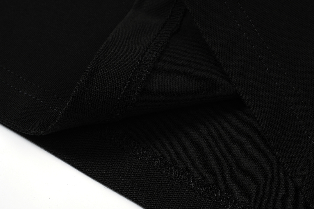 On Running 118 MM6 Maison Margiela LOGO Print Short Sleeve T Black White 46 48 50 52 3972# - Image 13