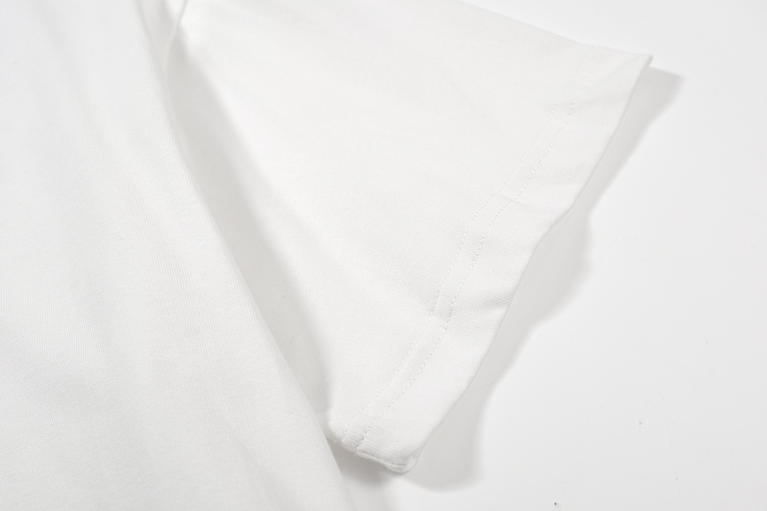 On Running 108 Maison Margiela MM6 Print Short Sleeve T Black White 46 48 50 52 3414# - Image 26
