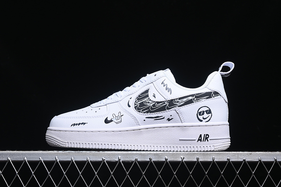 Nike [FB8971-020]-[AIR FORCE 1 07 LOW SMILEY FACE WHITE/BLACK]-[WOMAN:36-39]-[MAN:40-45], photo 1