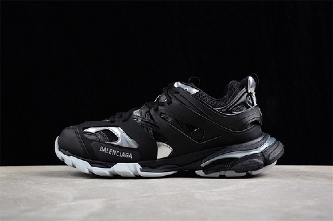 Unbranded [W2FSC1081]-[BA*LEN*CIAGA TRACK SNEAKER BLACK/WHITE]-[WOMAN:35-39]-[MAN:40-46], photo 1