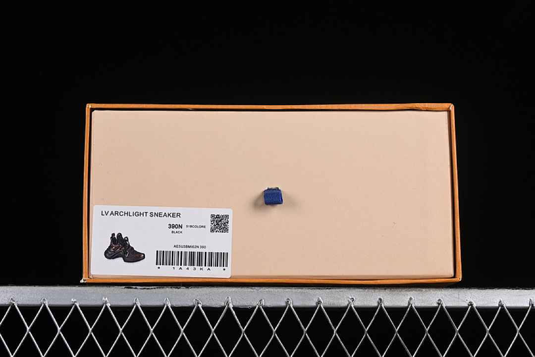 Arc'teryx [L*V ARCHLIGHT 390N BLACK]-[WOMAN:35-40] - Image 11