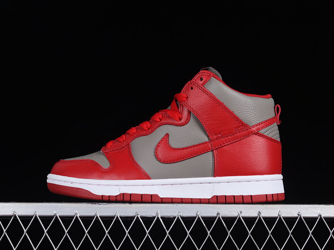 Unbranded [850477-001]-[SB DUNK HIGH UNLV SOFT GREY/UNIVERSITY RED]-[WOMAN:36-39]-[MAN:40-47.5], photo 1
