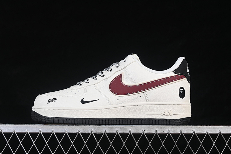 Nike Nike AIR FORCE 1 07 LOW CASUAL SNEAKERS WHITE/BLACK/BROWN · MM3399-812, photo 1