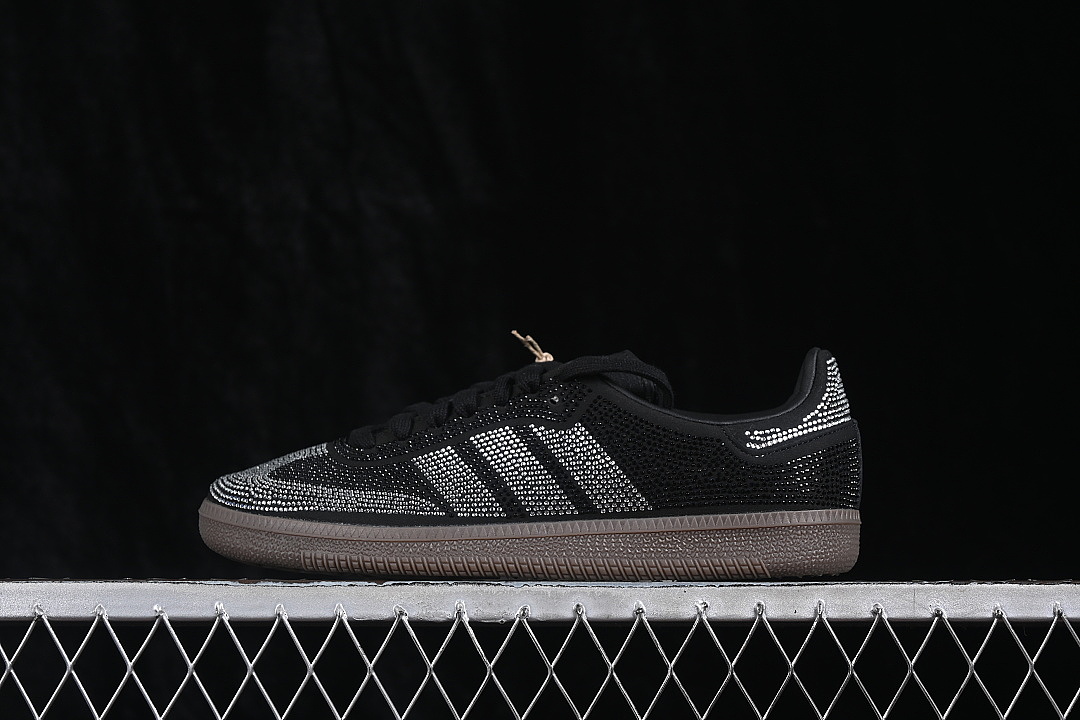 Adidas [IH9052]-[SAMBA OG CASUAL SNEAKERS CORE BLACK/CORE BLACK/DARK GUM]-[WOMAN:35-39]-[MAN:40-45], photo 1
