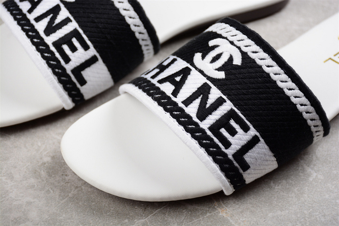 Chanel [EMBROIDERED SLIPPERS WHITE/BLACK]-[WOMAN:34-40] - Image 5