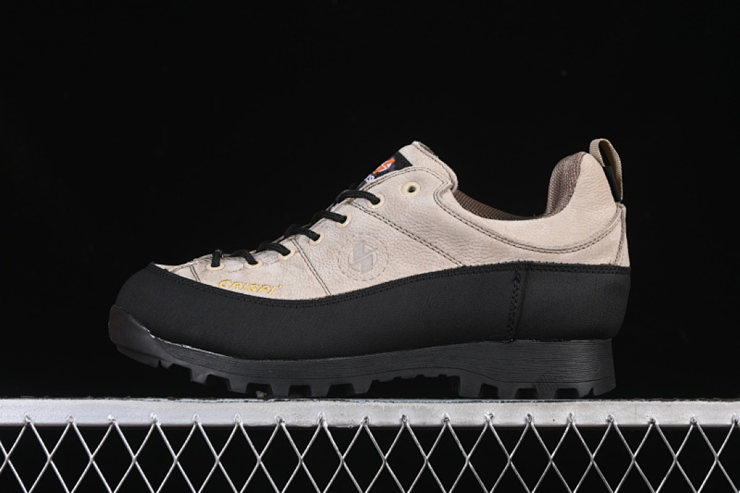 Unbranded [TH56603299 DESERT BLACK]-[CRISPI OUTDOOR LOW GTX BLACK/BROWN]-[WOMAN:36-39]-[MAN:40-45], photo 1