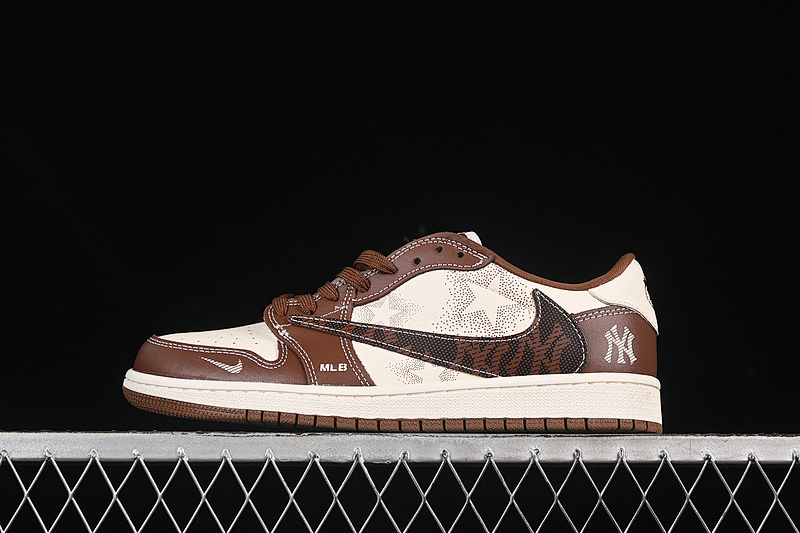 Jordan TRAVIS SCOTT X FRAGMENT DESIGN AIR Jordan 1 LOW OG SP WHITE/MAROON · XS2024-014, photo 1