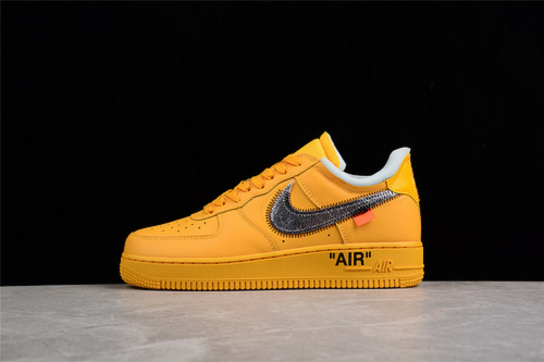 Nike Nike OW X AIR FORCE 1 LOW LEMONADE UNIVERSITY GOLD/BLACK/METALLIC SILVER · DD1876-700, photo 1