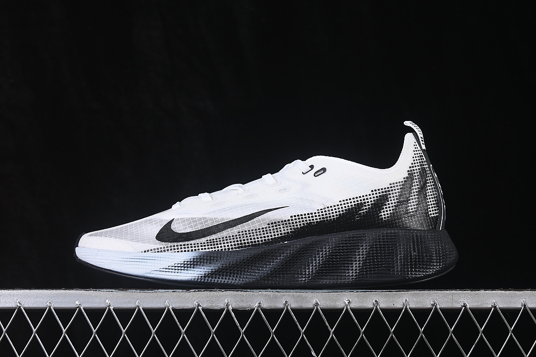 BREATHABLE AND SUPPORTIVE RUNNING SHOES BLACK/WHITE · HM9697-100, photo 1