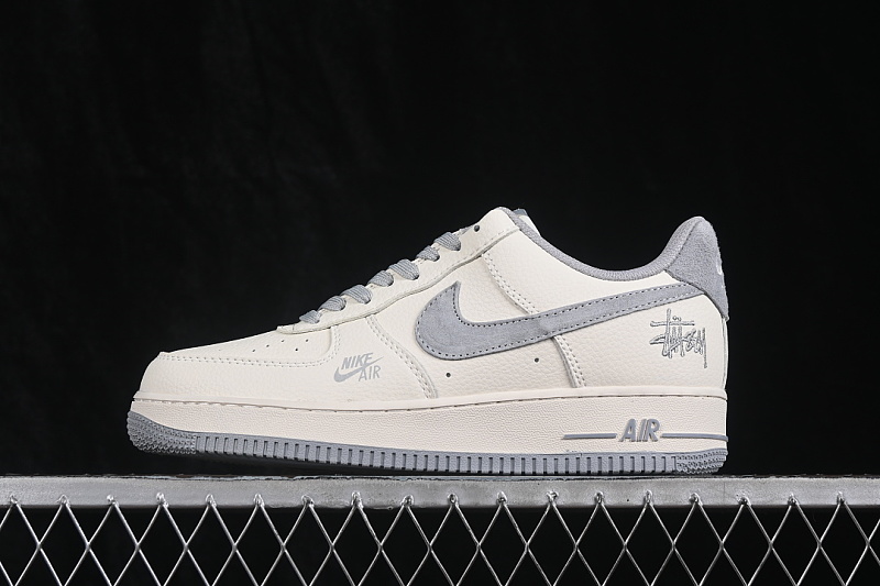Nike Nike AIR FORCE 1 07 LOW CASUAL SNEAKERS LIGHT GRAY/WHITE · DN1688-824, photo 1