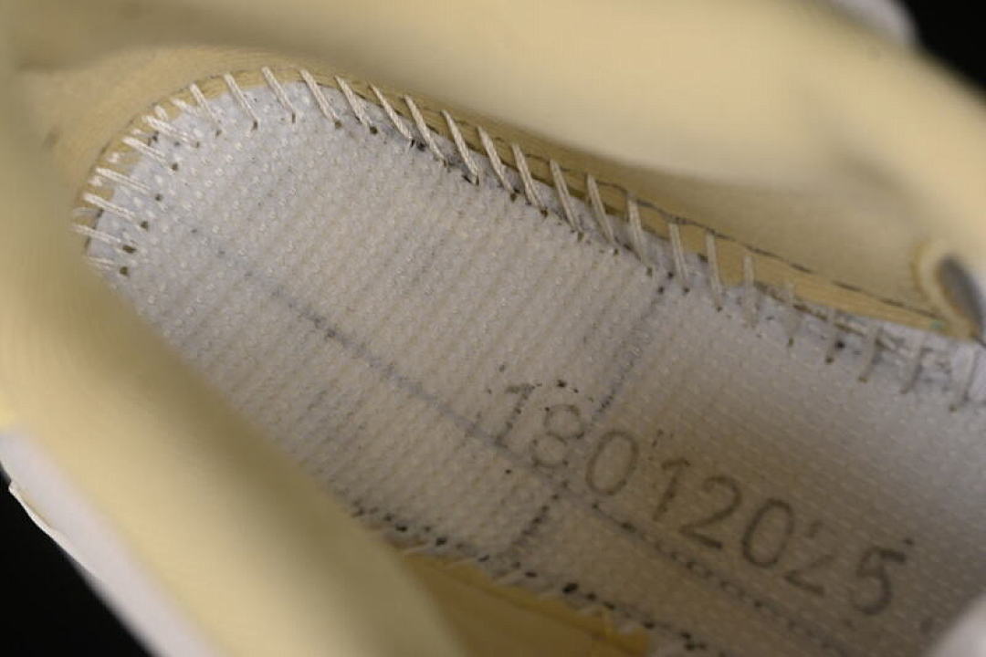 On Running [479050-20]-[XT-WHISPER YELLOW/LIGHT GRAY/BEIGE]-[WOMAN:36-39]-[MAN:40-46.5] - Image 4