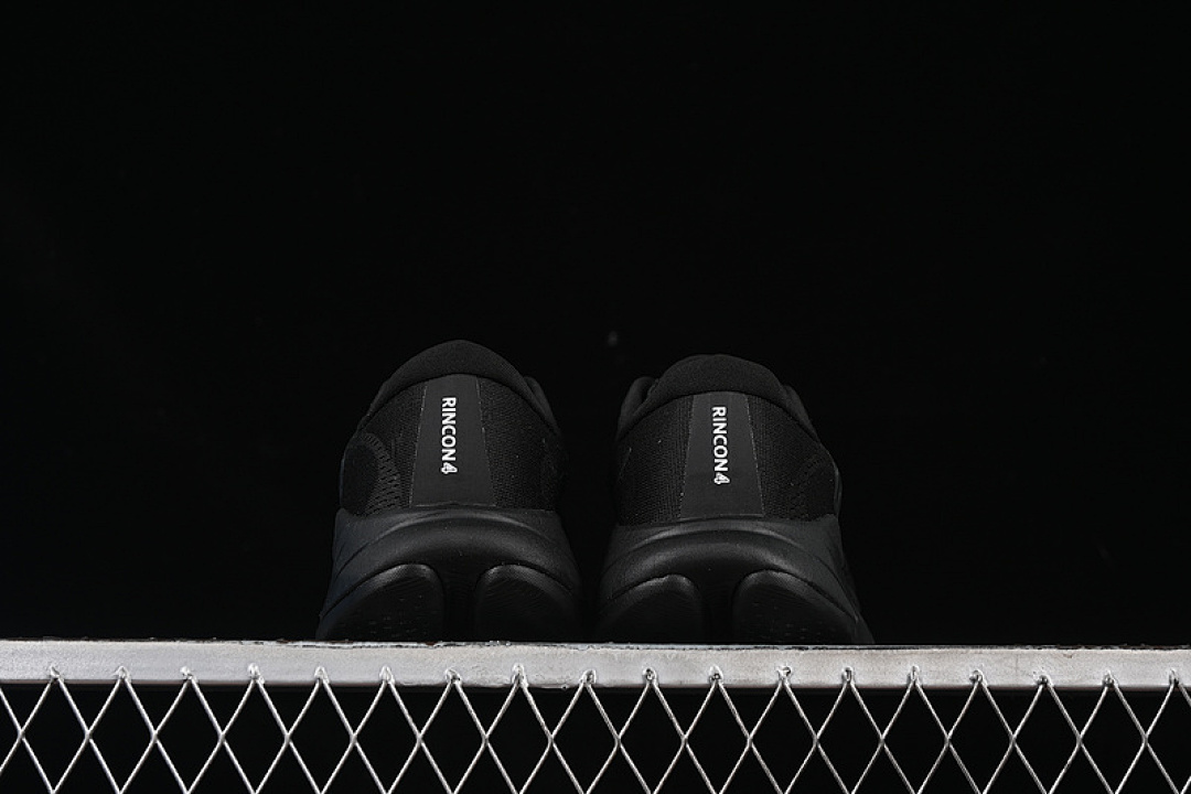 On Running [1155132 BBLC]-[HOKA ONE RINCON 4 BLACK]-[WOMAN:36-39]-[MAN:40-46] - Image 14