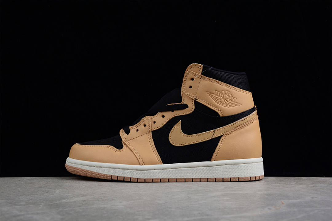 Jordan [555088-202]-[AIR JORDAN 1 RETRO HIGH OG HEIRLOOM VACHETTA TAN/BLACK/SAIL]-[UNISEX:36-47.5], photo 1