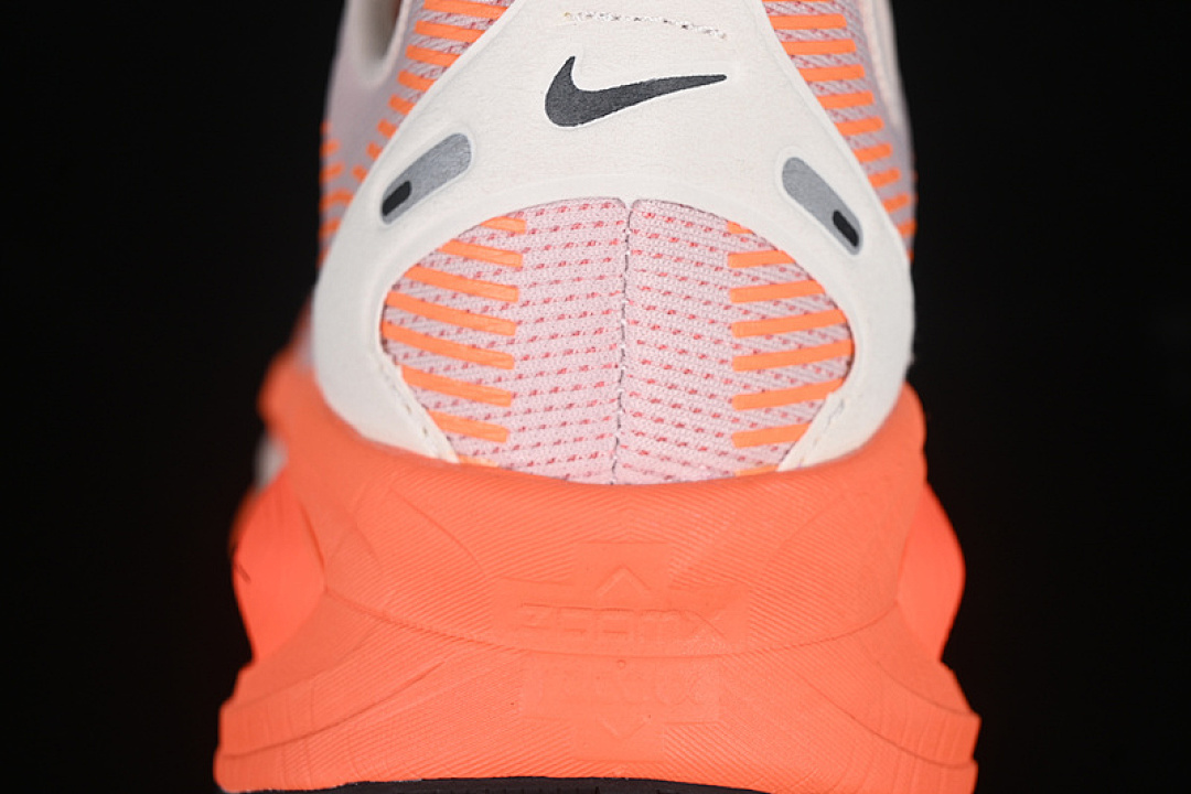Nike [HM6804-600]-[AIR ZOOM VOMERO 18 ECHO PINK/BLACK/BRIGHT CRIMSON/CRIMSON BLISS/HYPER (ORANGE]) - Image 7