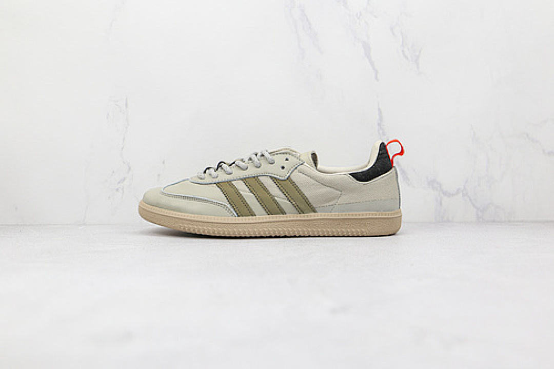 Adidas Adidas SAMBA OG SHOES SESAME/CYBER METALLIC/CORE BLACK · EE6664, photo 1