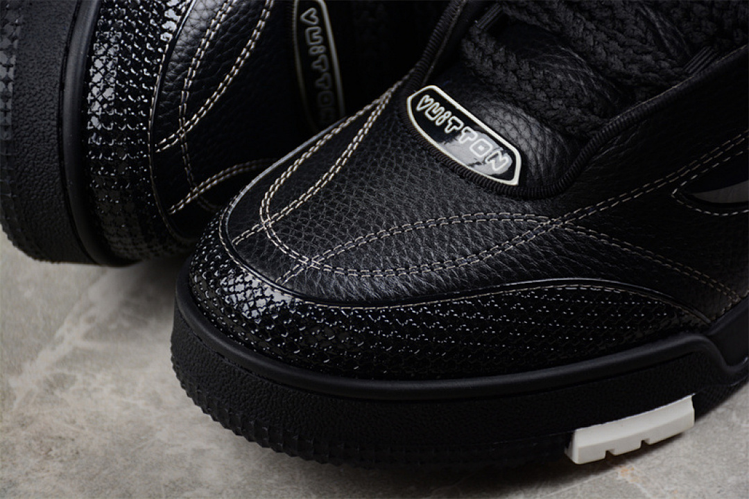 Louis Vuitton [L*V TRAINER WHITE/BLACK]-[WOMAN:35-39]-[MAN:40-46] - Image 9