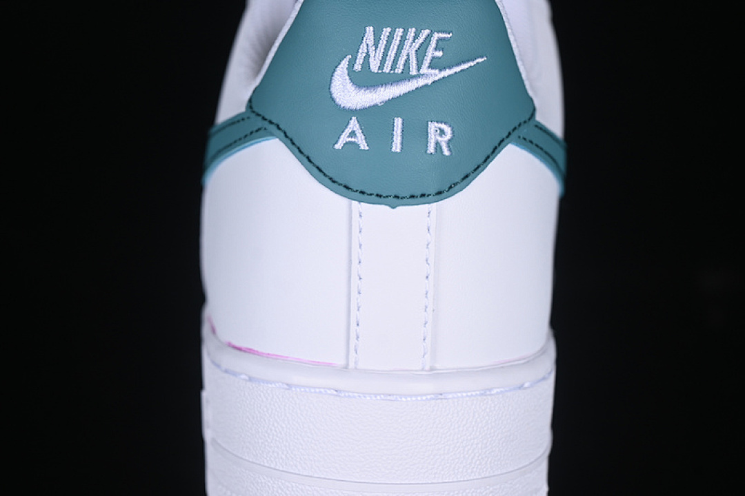 Christian Louboutin [FJ4146-114]-[AIR FORCE 1 07 LOW WHITE/GREEN]-[WOMAN:36-39]-[MAN:40-45] - Image 7