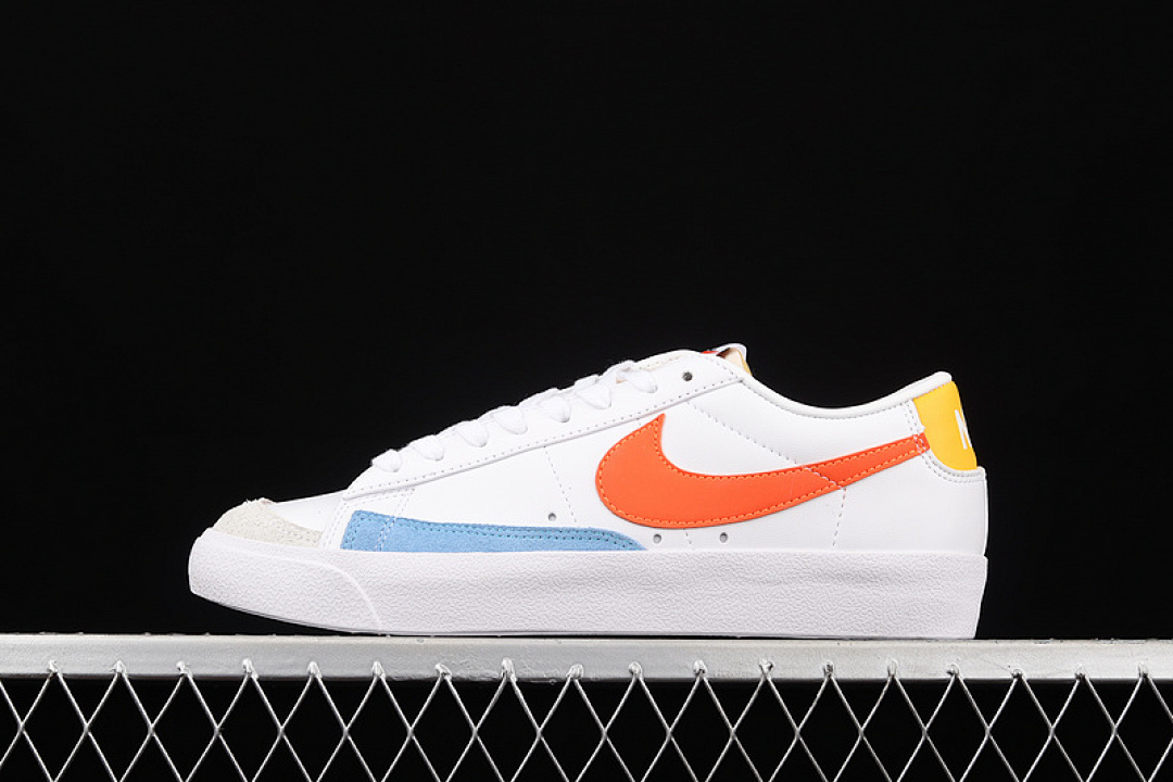 Nike BLAZER LOW 77 VINTAGE WHITE/ORANGE/LIGHT BLUE · DC4769-105, photo 1