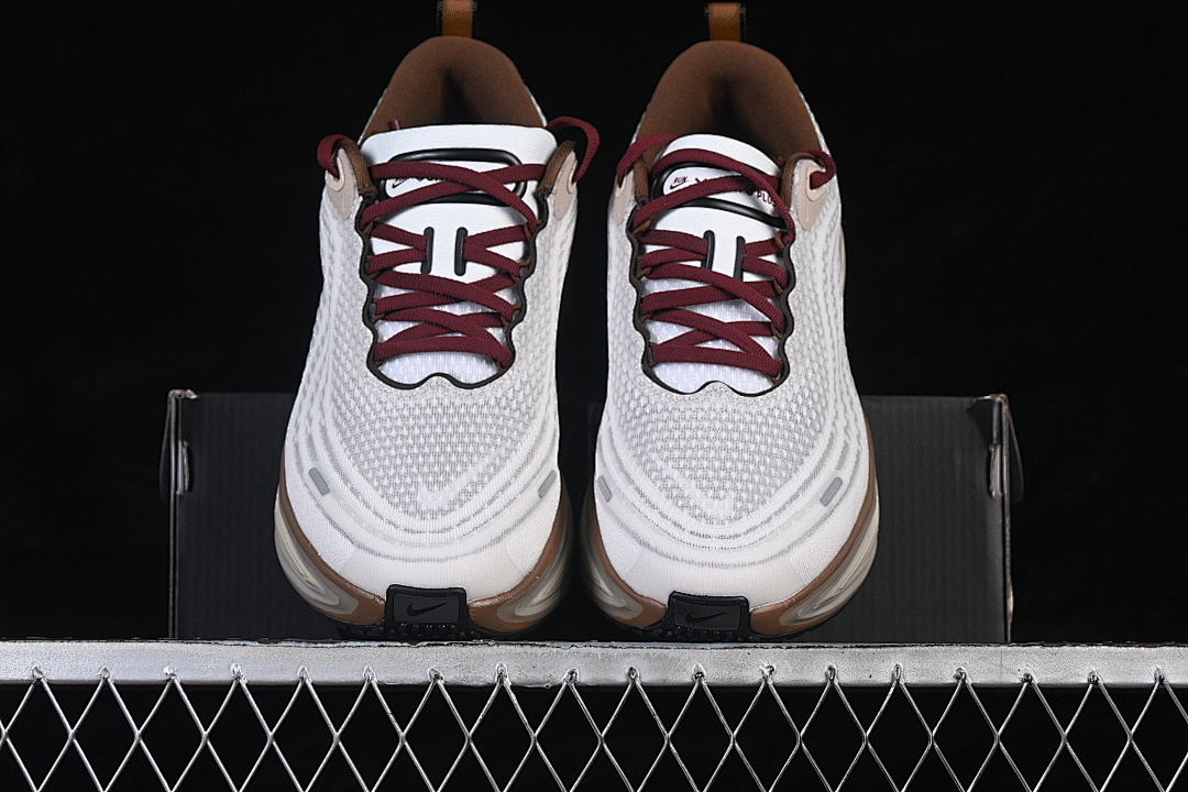 Nike [IO4482-100]-[VOMERO PLUS SAIL/CALDERA BROWN/BLACK/PECAN]-[WOMAN:35.5-39]-[MAN:40-46] - Image 13