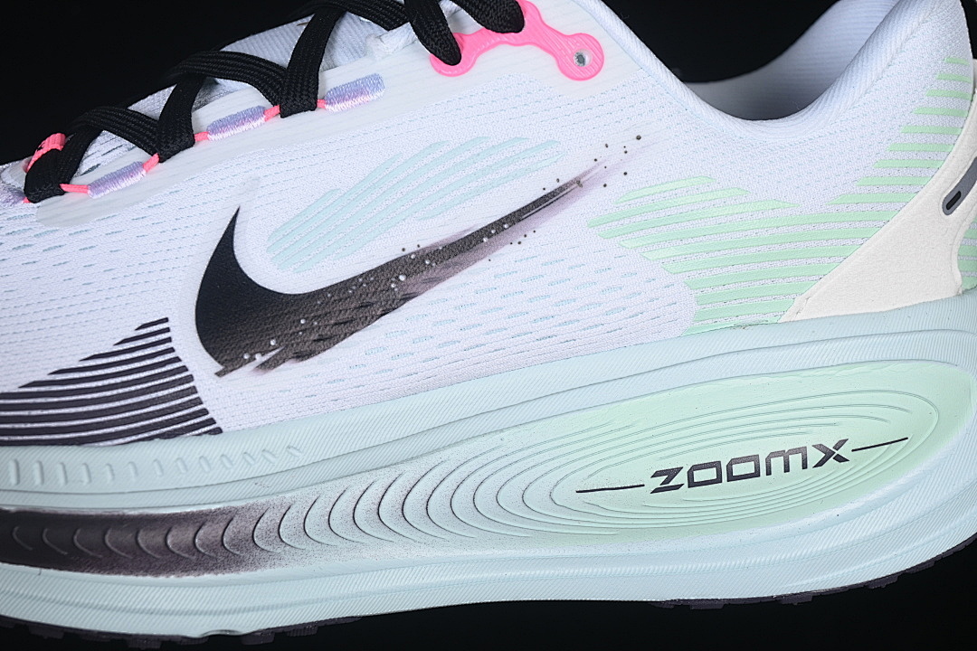 Nike [IM6676-104]-[VOMERO 18 WHITE/GLACIER BLUE/HYPER PINK/BLACK]-[WOMAN:36-39]-[MAN:40-46] - Image 8