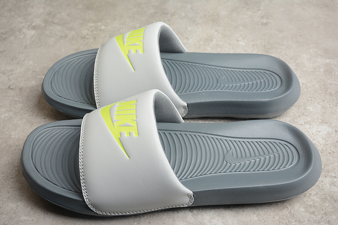 Nike [CN9675-011]-[VICTORI ONE SLIDE GREY FOG/SMOKE GREY/VOLT]-[WOMAN:36-39]-[MAN:40-45] - Image 8