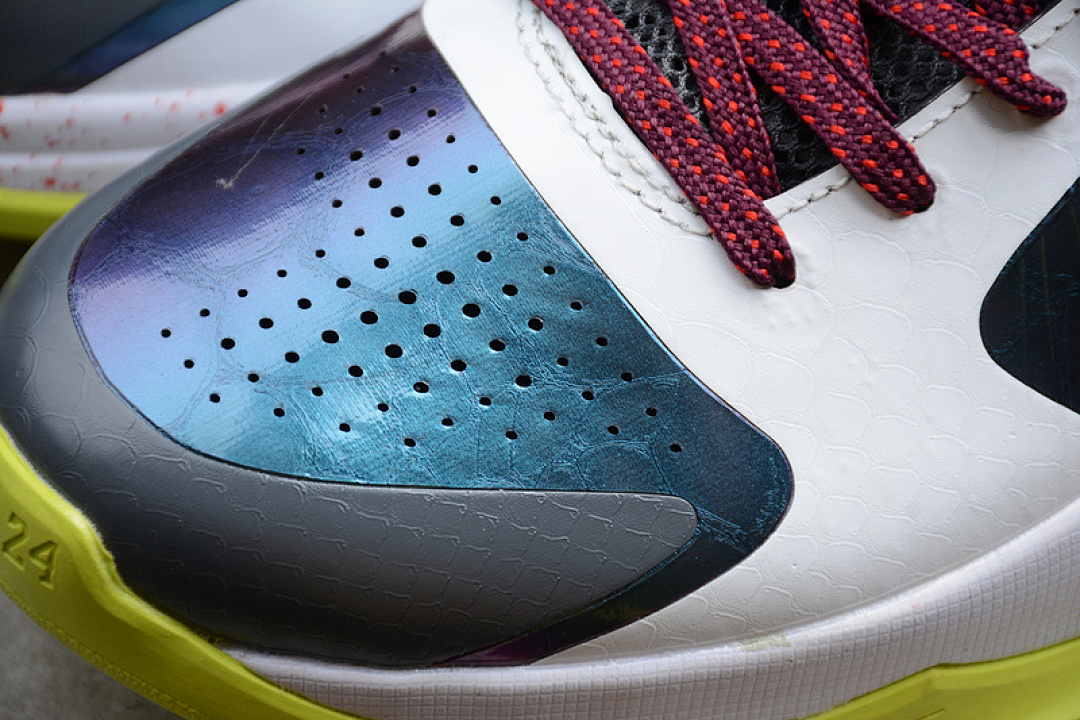 Nike [CD4991-100]-[KOBE 5 PROTRO CHAOS WHITE/CYBER-PURPLE-RED]-[MAN:39-46] - Image 9