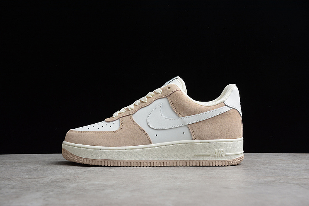 Nike [LZ6699-522]-[AIR FORCE 1 LOW 07 SAIL/WHITE/KHAKI]-[WOMAN:36-39]-[MAN:40-45], photo 1