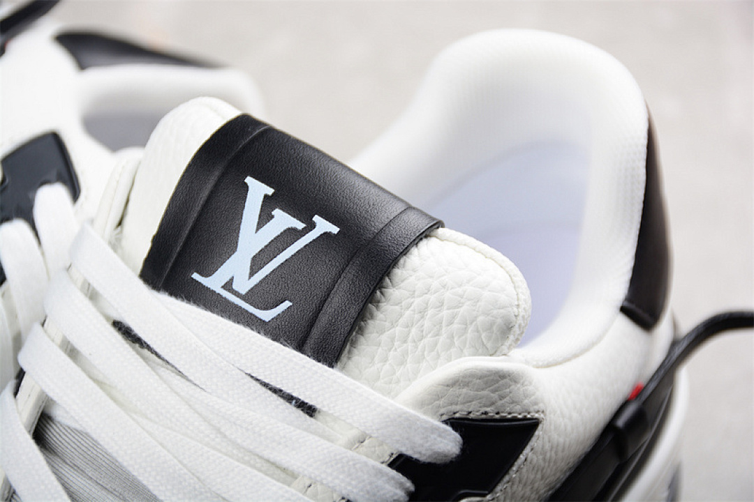 Louis Vuitton [LOUIS VUITTON TRAINER SNEAKER LOW LV WHITE/BLACK]-[WOMAN:35-39]-[MAN:40-45] - Image 8