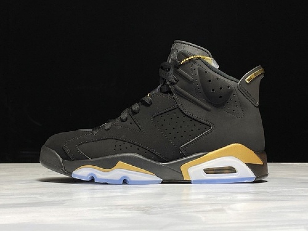 Jordan GET AIR Jordan 6 DMP BLACK/METALLIC GOLD · CT4954-007, photo 1