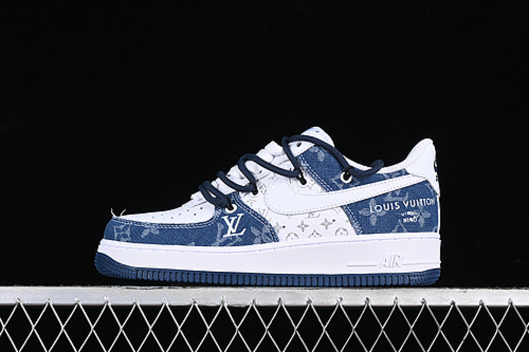Nike [ZH0316-021]-[AIR FORCE 1 07 LOW WHITE/BLUE/BLACK]-[WOMAN:36-39]-[MAN:40-45], photo 1