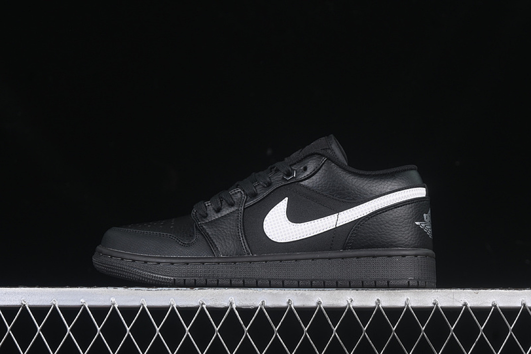 Jordan AIR Jordan 1 LOW BLACK/BLACK/WHITE/DARK SMOKE GREY · HV5968-001, photo 1