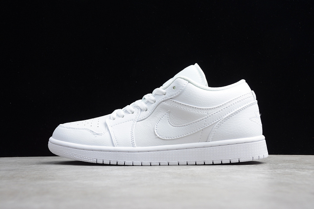 Jordan [553558-111]-[GZ AIR JORDAN 1 LOW WHITE/WHITE/WHITE]-[WOMAN:36-39]-[MAN:40-47.5], photo 1