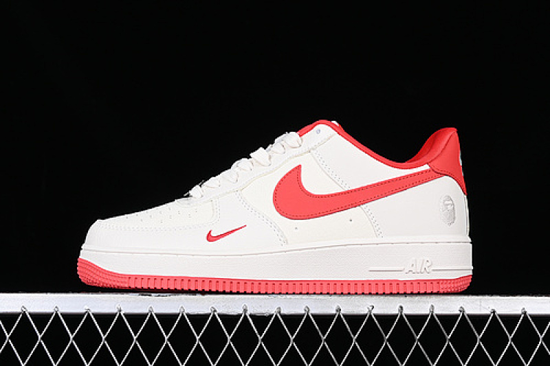 Nike Nike AIR FORCE 1 07 LOW WHITE/RED · BS9055-749, photo 1