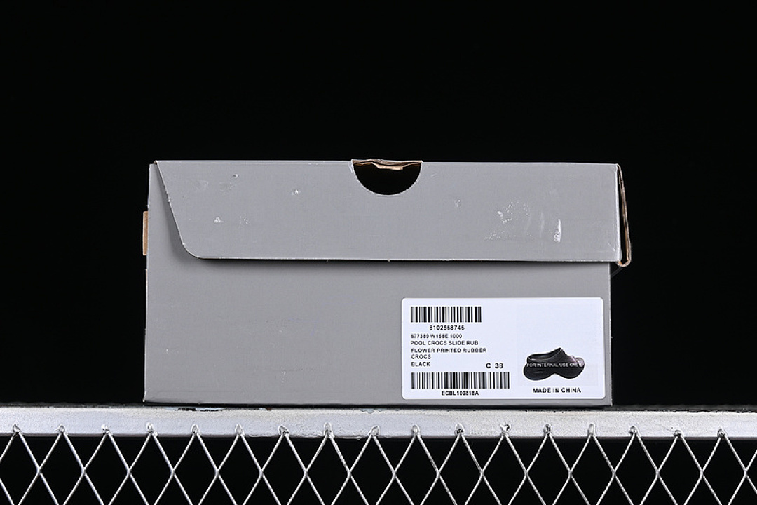 Balenciaga [W1S8E1000]-[BA*LEN*CIAGA POOL CROCS BLACK]-[WOMAN:36-40] - Image 9